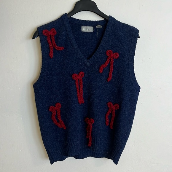 Chunky bow wool sweater vest - Picture 1 of 4
